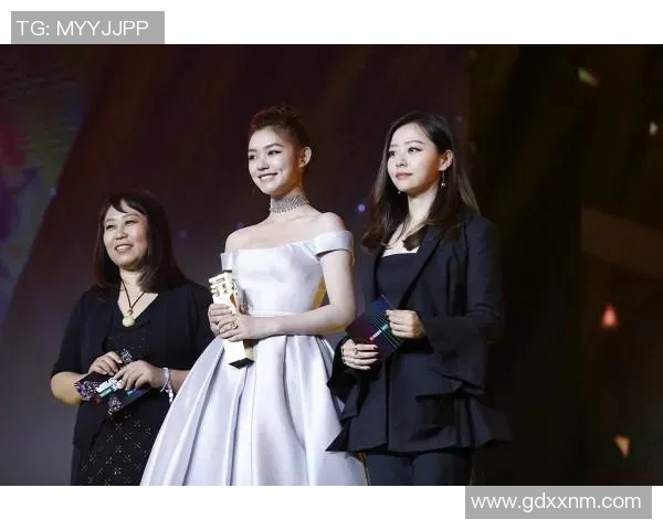 韩国男星与足球明星的跨界合作引发粉丝热议与期待